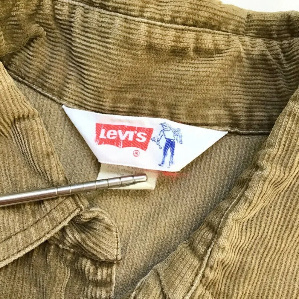 1970s Levi's Brown Corduroy Jacket Adult Medium Western Pocket Cut Yoke Vintage